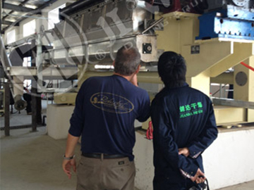 Shanghai double roller scraper guide installation